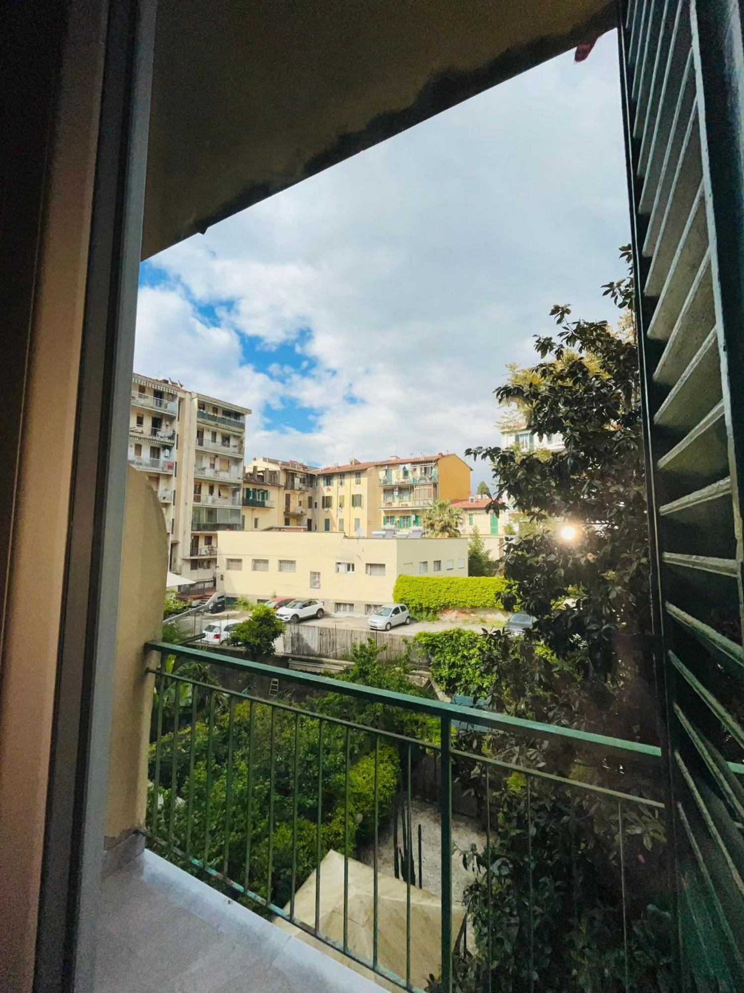 Oriani Bnb Bed & Breakfast Florence Exterior photo